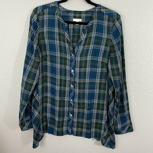 J Jill Cute Plaid Shirt Split Vneck-banded collar Long sleeve asymmetric hem - Picture 1 of 10